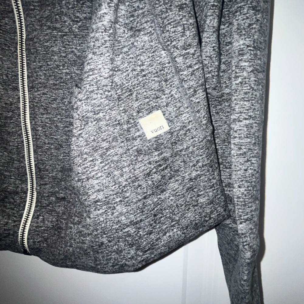 Vuori Women’s Halo Performance Hoodie 2.0 grey - Picture 3 of 4
